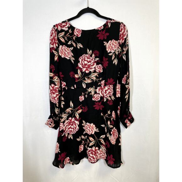CUPCAKES AND CASHMERE Jaylyn Sweetheart Neck Roses Dress Size 4 - Picture 6 of 12